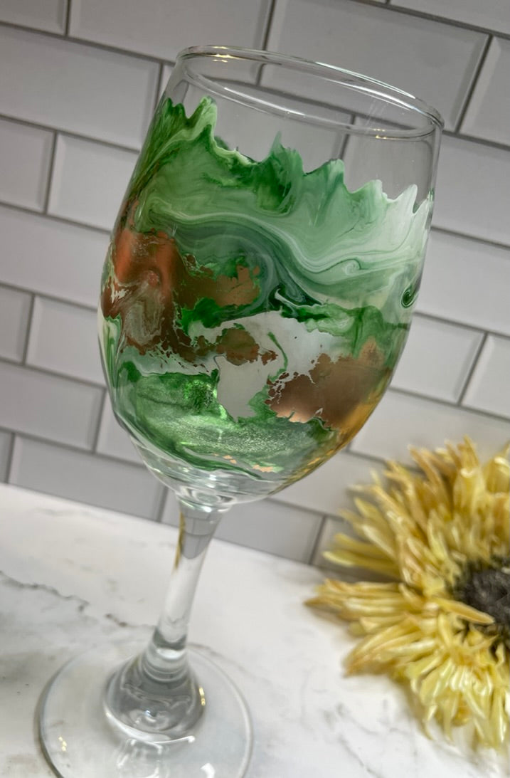 Green, Gold & White Middle Design Wine Glass