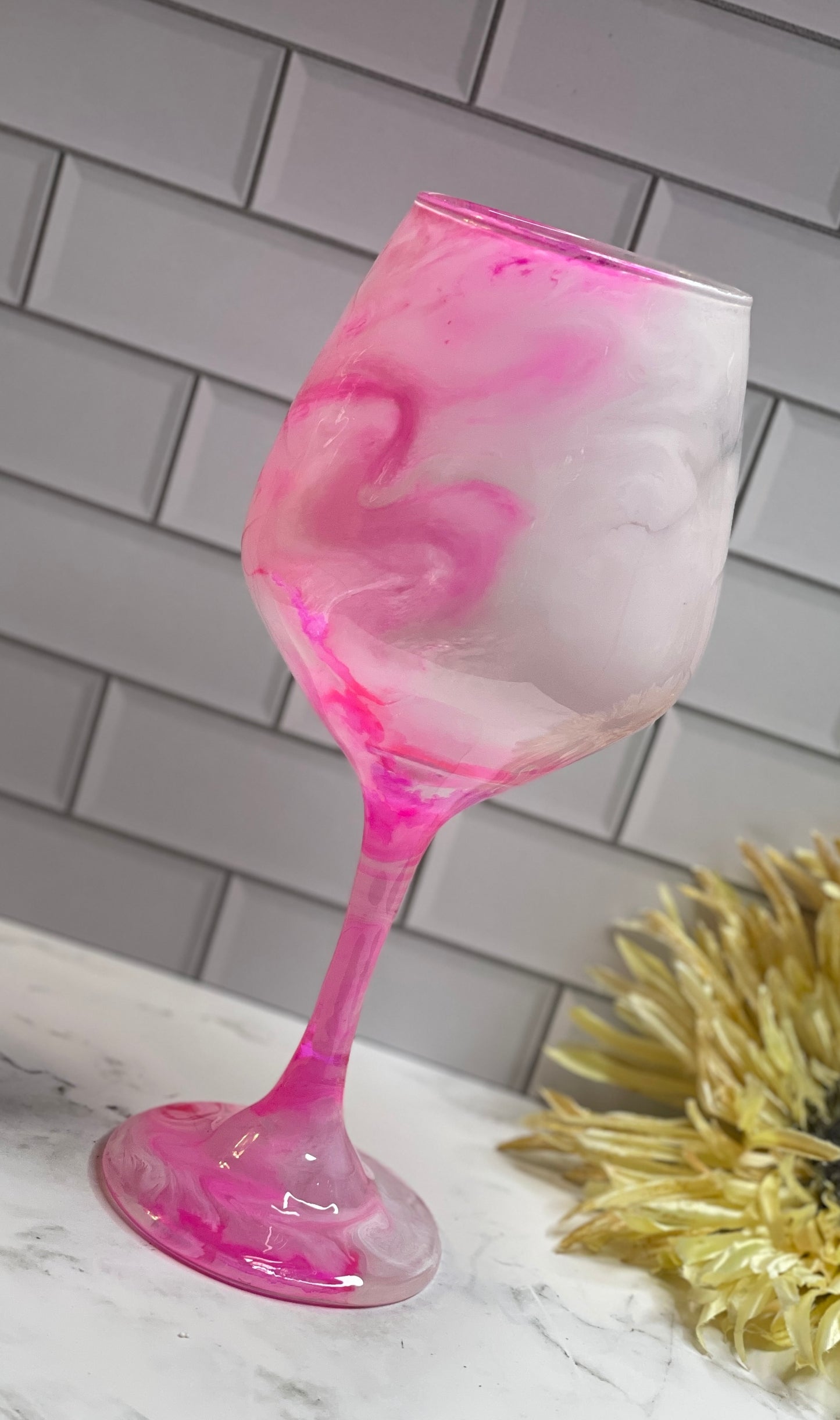 Wide Bubblegum Wine Glass